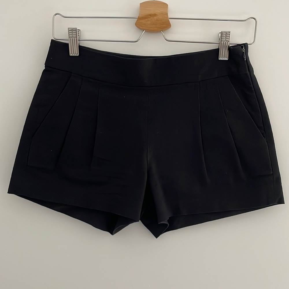 JCREW pleated “linen-weave texture” cotton shorts black